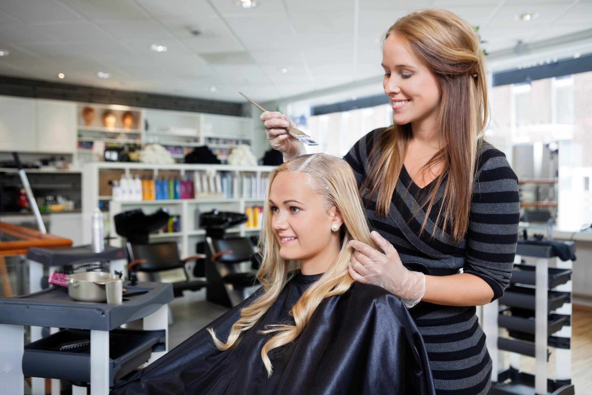 How much does it cost to bleach your hair?