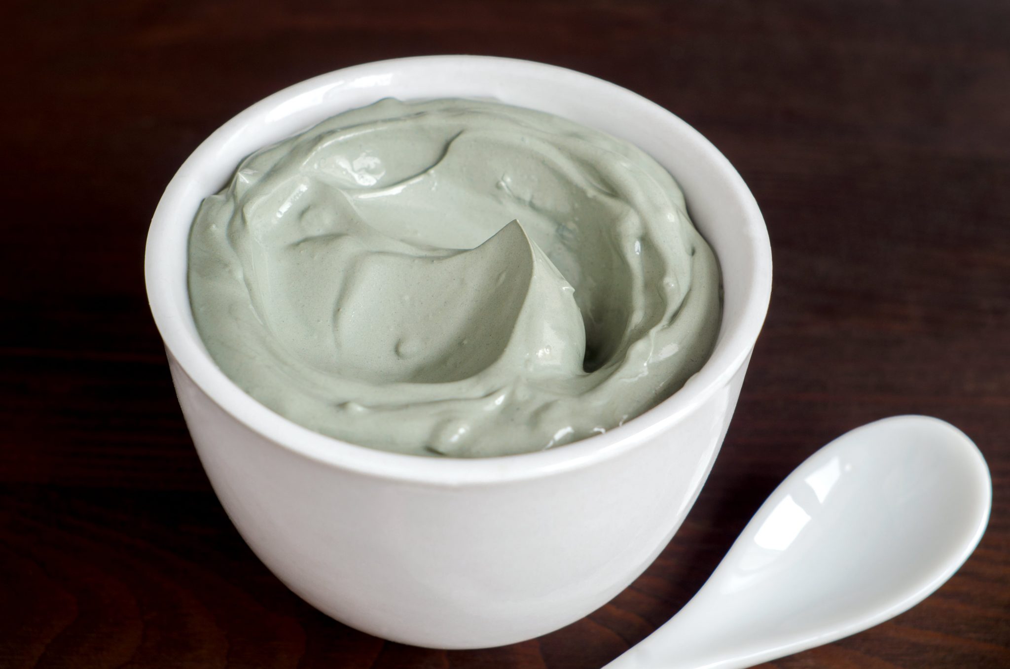How to mix bentonite clay without lumps?