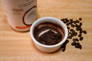 httpsretrohousewifegoesgreen.comwp-contentuploads201609mocha-lip-scrub-1-2-1.jpg_20250613115915