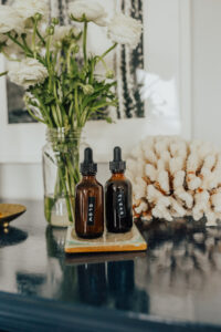 httpsthefoxandshe.comwp-contentuploads2019031-diy-essential-oil-face-serum.jpg_20250613120618