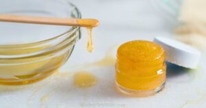 httpswholenewmom.comwp-contentuploads202503honey-lip-scrub-h-img.jpg_20250613115956