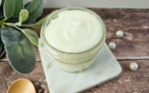 httpswomenblazingtrails.comwp-contentuploads202406magnesium-lotion.jpg_20250611071045