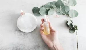 httpswww.desertnaturals.mewp-contentuploads201908face-serum-with-crystals.webp_20250613120542