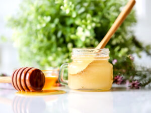 httpswww.suburbansimplicity.comwp-contentuploads201904Sugar-and-Honey-Lip-Scrub-diy.jpg_20250613115944