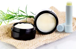 httpsfrugalnook.comwp-contentuploads202403DIY-Lip-Balm-Featured.jpg_20250703105711