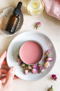 httpshelloglow.cowp-contentuploads202107Rose-Salve-1.jpg_20250701170523
