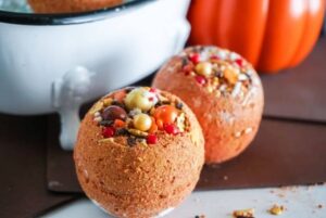 httpsthefarmgirlgabs.comwp-contentuploads202010Pumpkin-Spice-Bath-Bombs-Feature-1.jpg_20250716095904