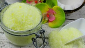 httpswww.honeyandlime.cowp-contentuploads201605DIY-Pina-Colada-bath-salts-made-with-essential-oils.jpg_20250716095231