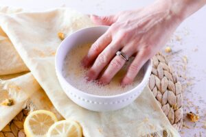 httpswww.ouroilyhouse.comwp-contentuploads202301Nail-Soak-DIY-4.jpg_20250701170147