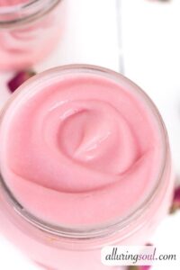 Hibiscus_and_Rose_Face_Cream_for_a_Glowing_Complexion_20250829101900