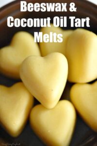 Beeswax_and_Coconut_Oil_Wax_Melts_with_Essential_Oils_20250907081720