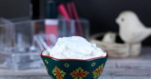 Curl_Defining_Cream_with_Aloe_Vera_Shea_Butter_and_Coconut_Oil_20250907070739