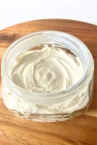 Easy_Homemade_Sunscreen_with_Zinc_Oxide_and_Shea_Butter_20250904161022