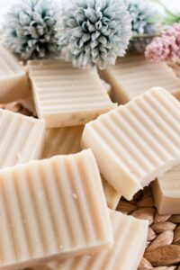 Moisturizing_Beeswax_Soap_20250907051419