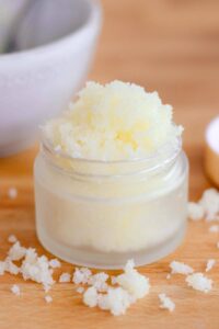 Simple_3Ingredient_Olive_Oil_and_Sugar_Scrub_20250903063252