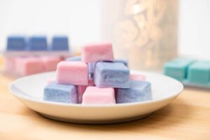 Soy_Wax_Melts_with_Essential_Oils_20250907081905