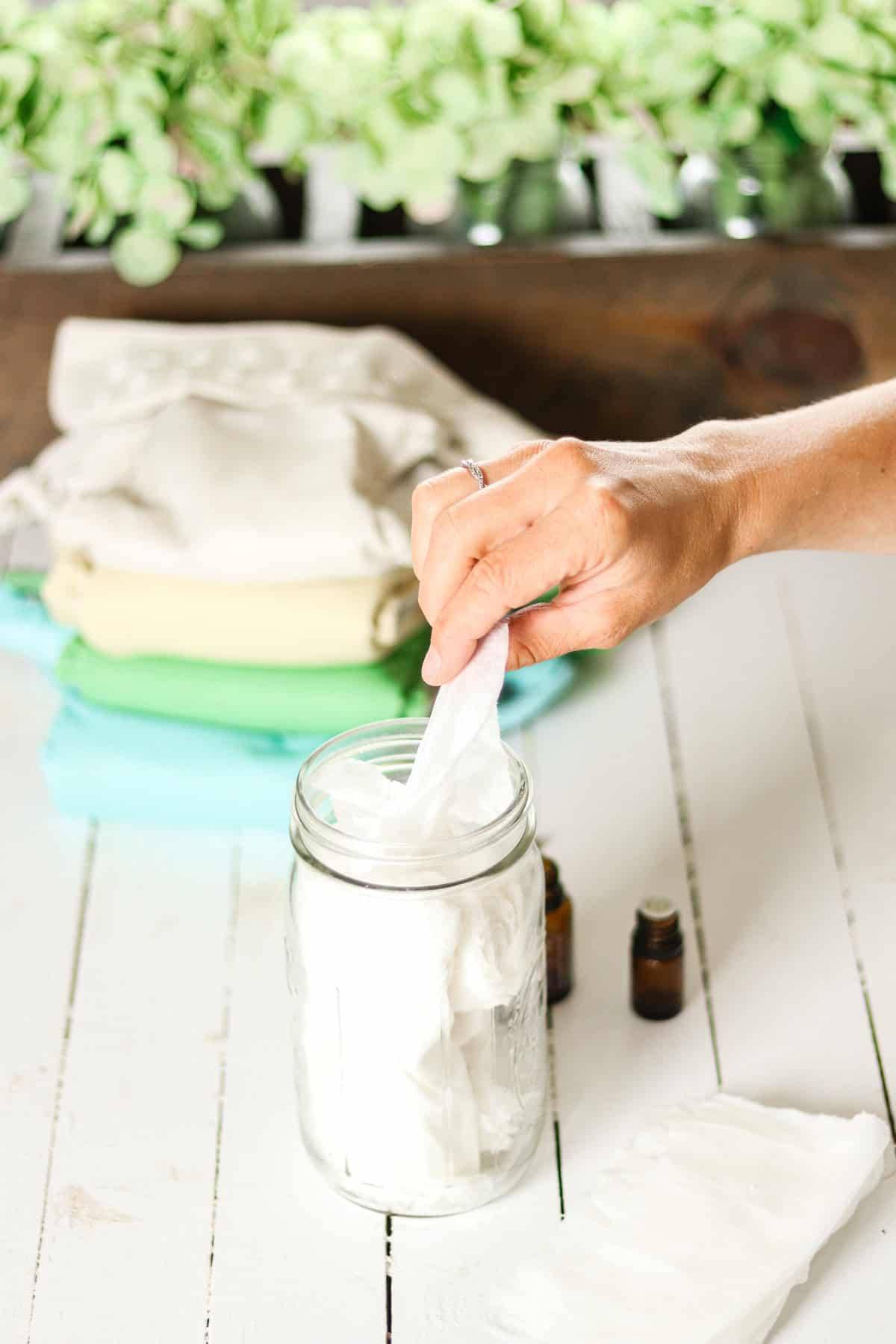 26 Homemade Baby Wipes Recipes Image