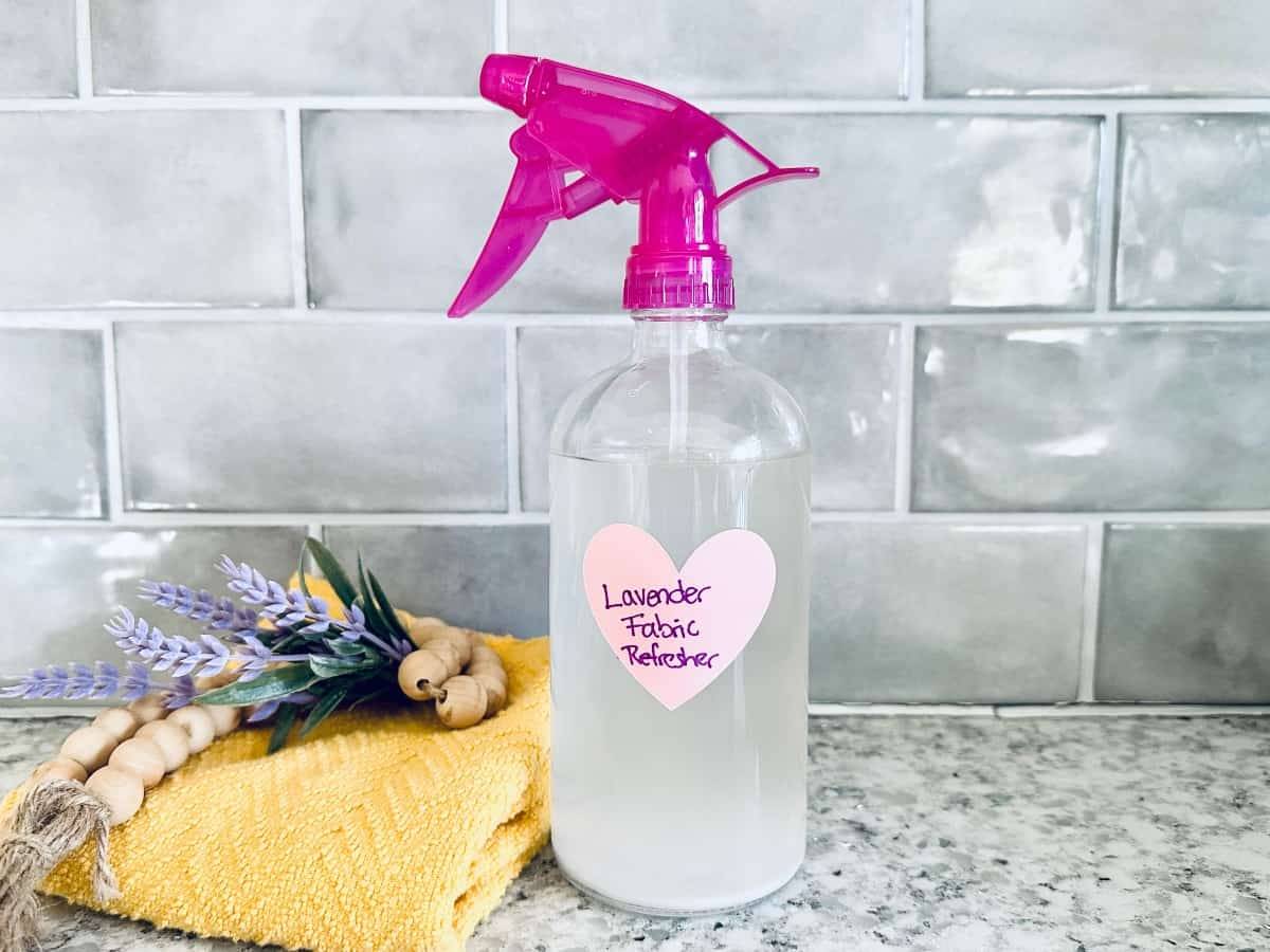 29 Linen Spray Recipes Image