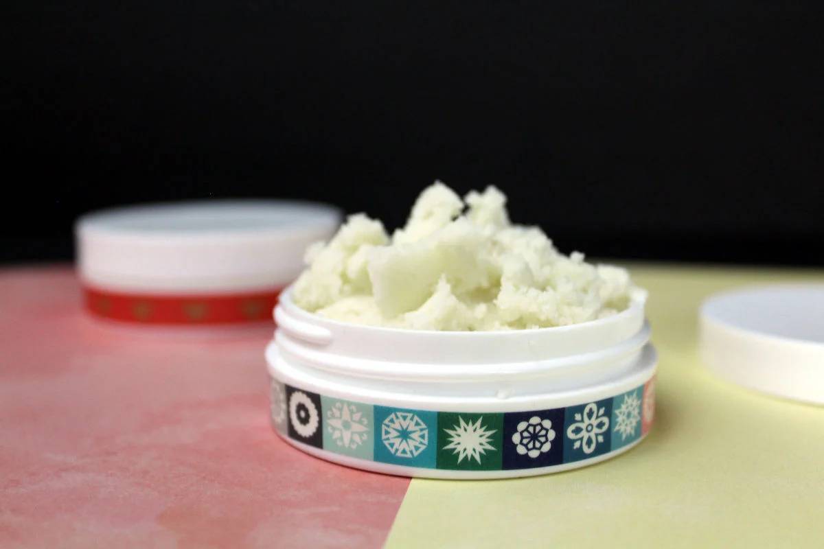 35 Emulsified Lip Scrub Recipes  Image