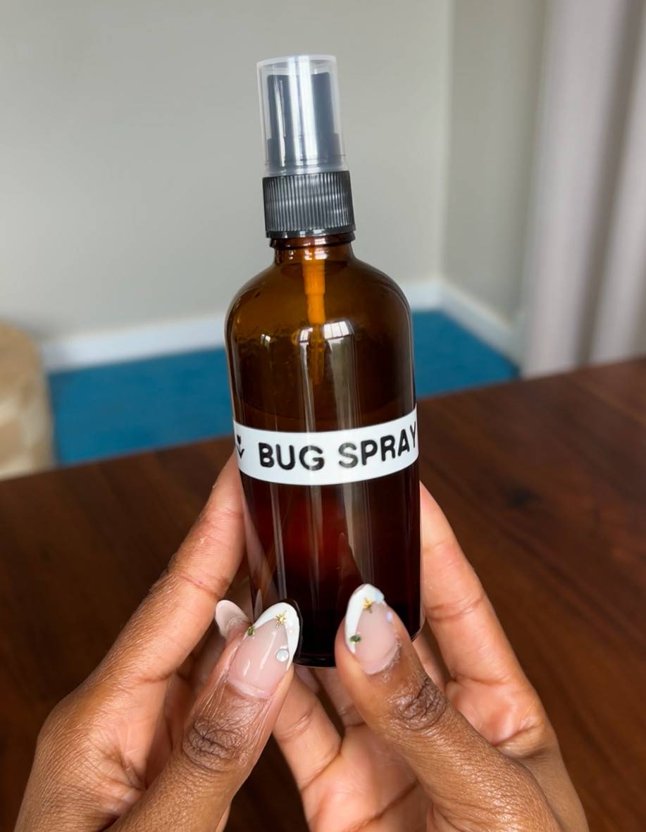 28 DIY Bug Repellent Recipes Image