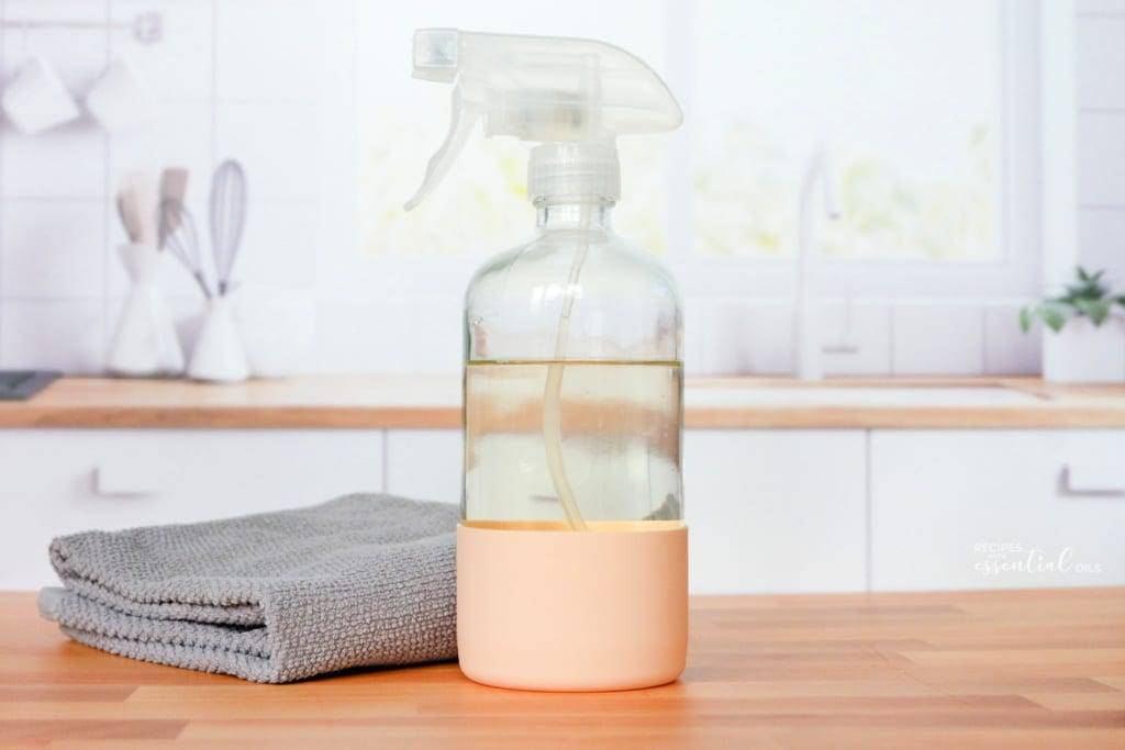 33 DIY Natural Disinfectant Spray Recipes Image