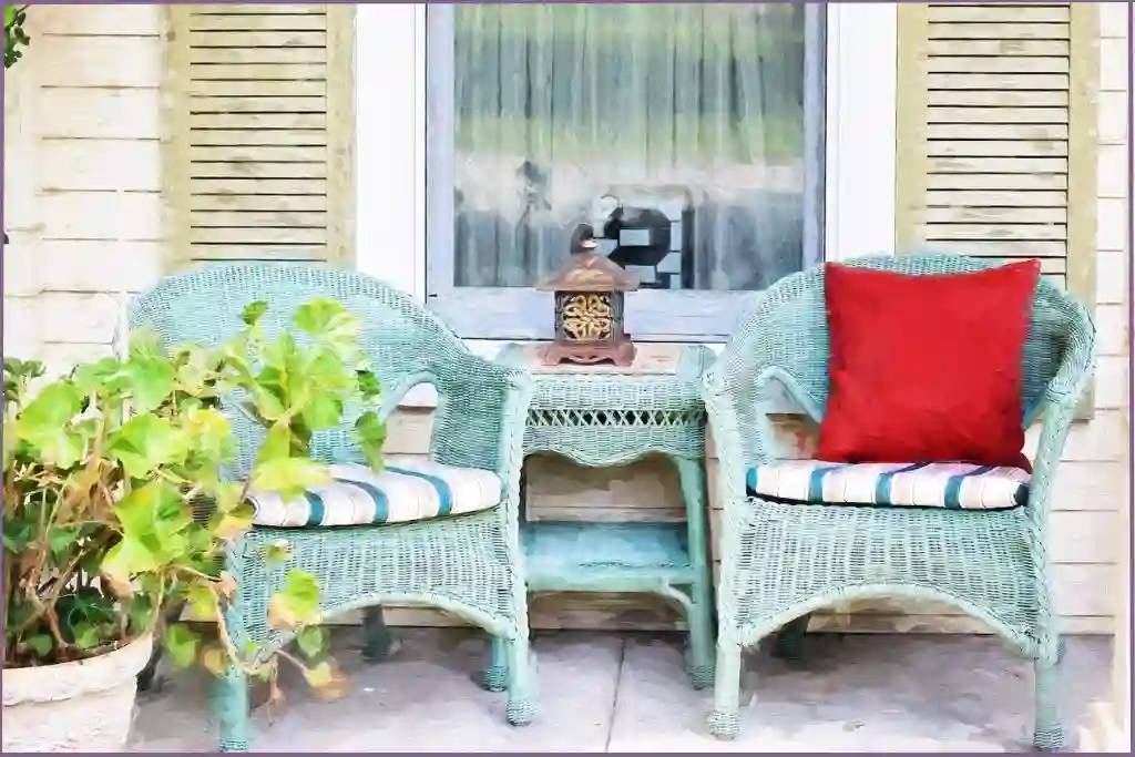 28 DIY Bug Repellent Recipes Image