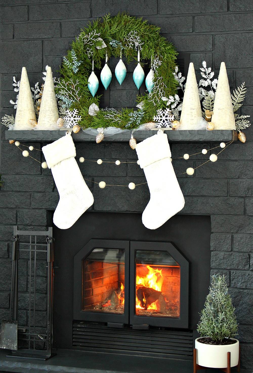 19 Felt Ball Garland Ideas Image