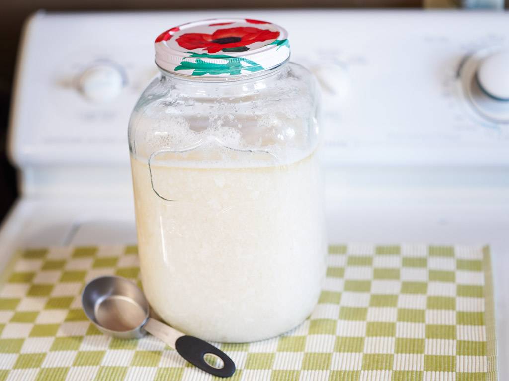 31 Laundry Liquid Recipes Image