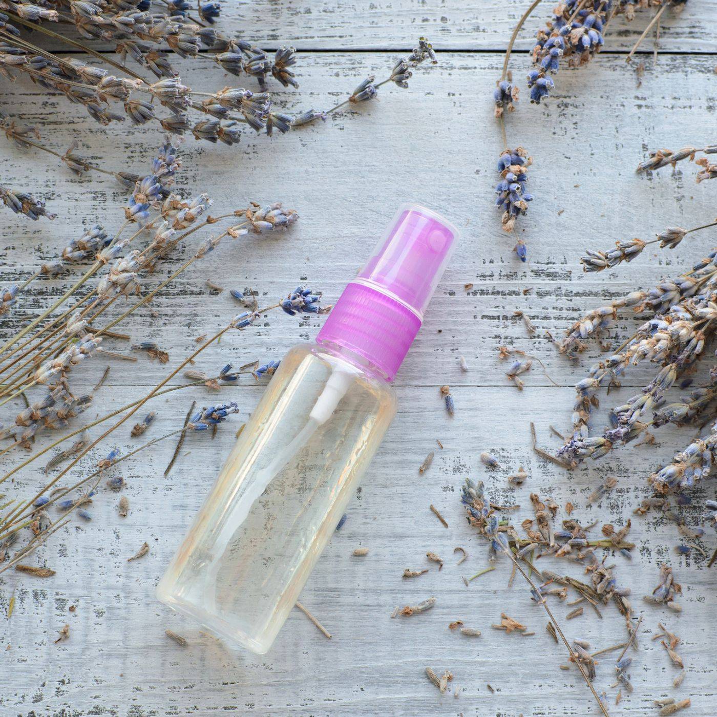 29 Linen Spray Recipes Image