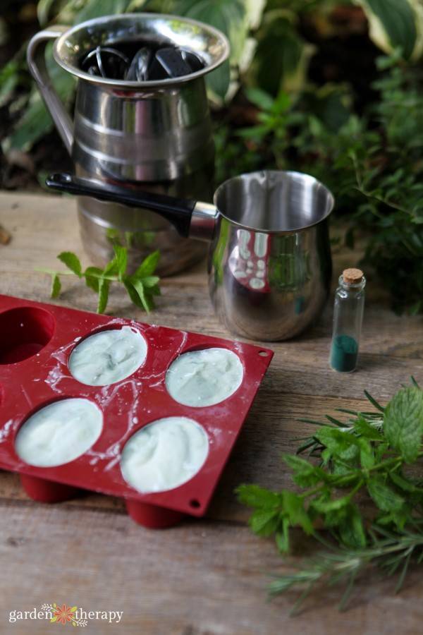 29 Mint Soap Recipes Image