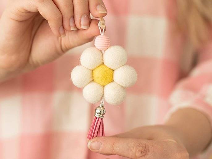 24 Felt Ball Crafts Ideas Image