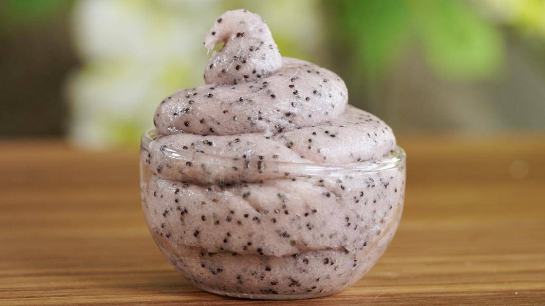 14 Foaming Body Scrub Recipes  Image