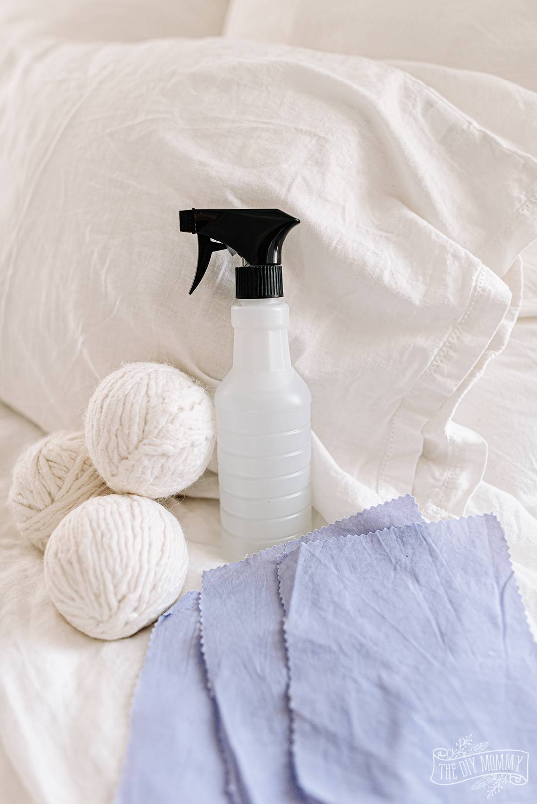 28 Felt Dryer Balls DIY Ideas Image