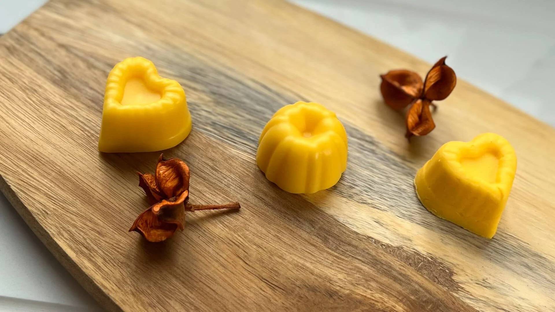 15 DIY Solid Conditioner Bar Recipes Image