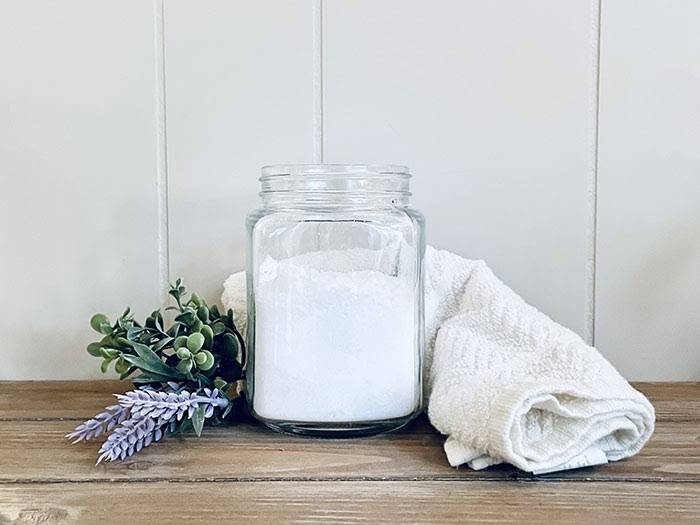 32 Laundry Scent Booster Recipes  Image