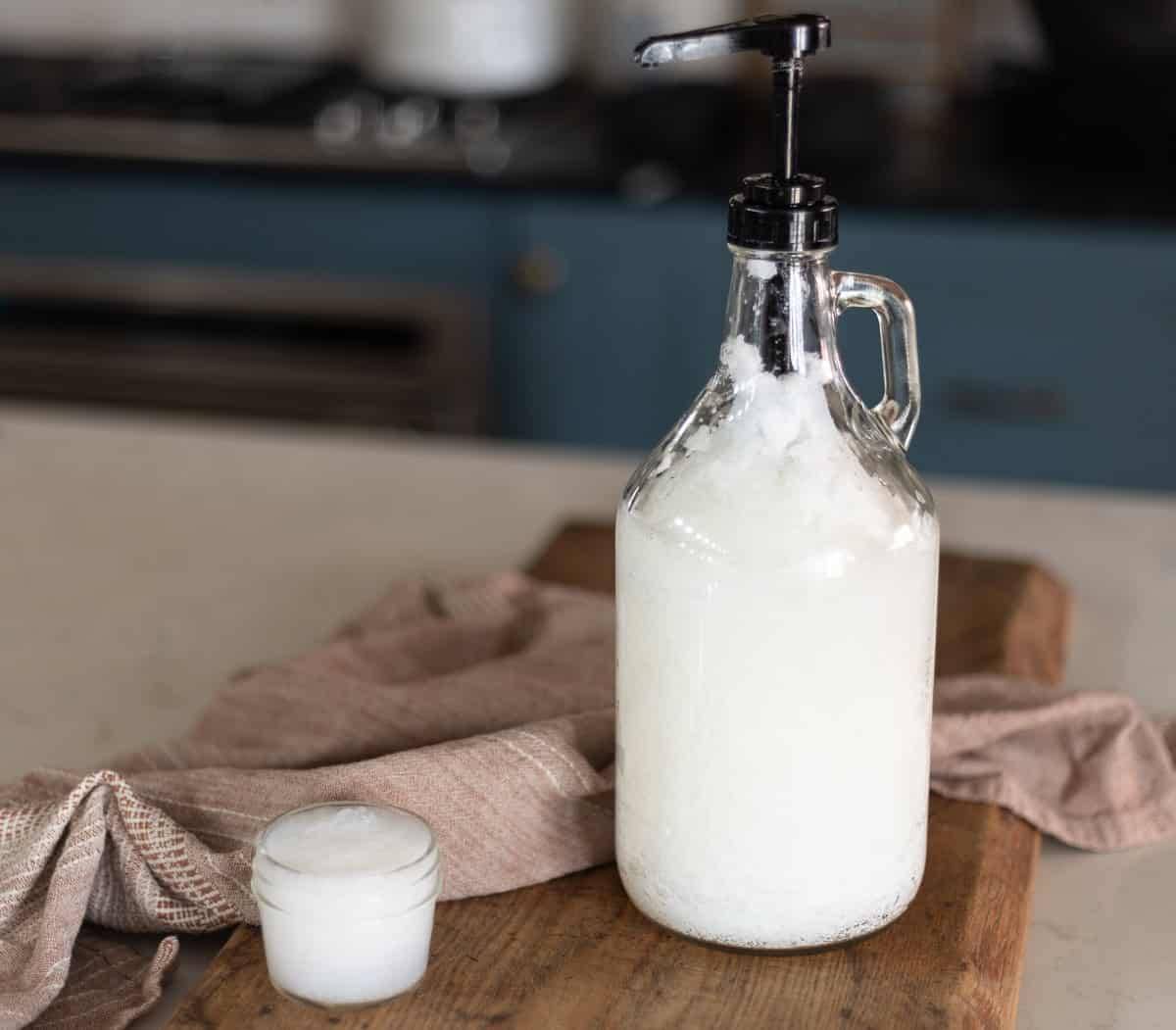 29 Vinegar Laundry Detergent Recipes  Image
