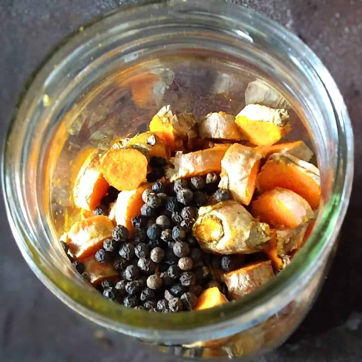 30 Tincture Recipes Image