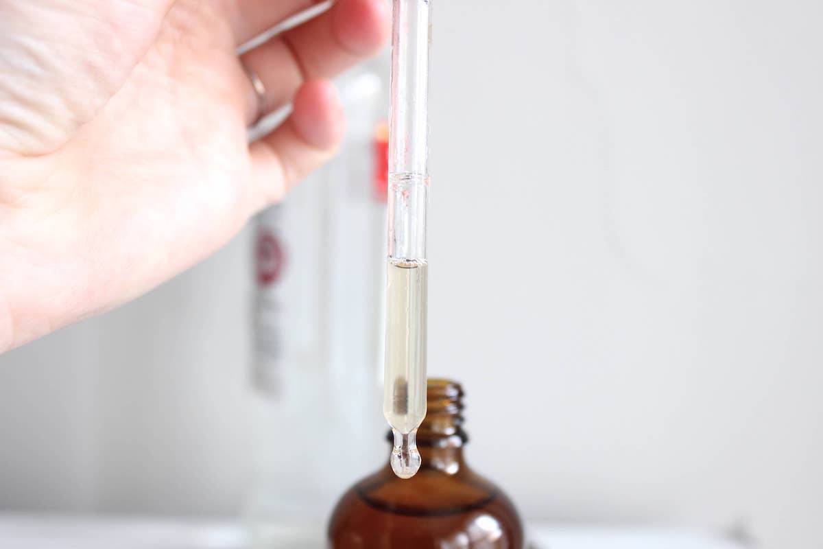 30 Tincture Recipes Image