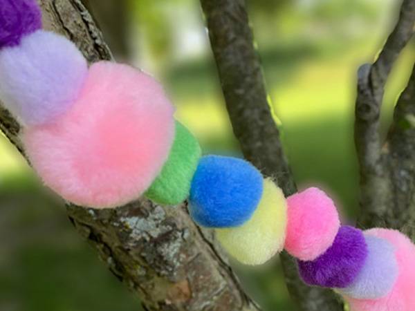 19 Felt Ball Garland Ideas Image