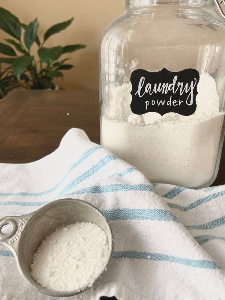 31 Laundry Liquid Recipes Image