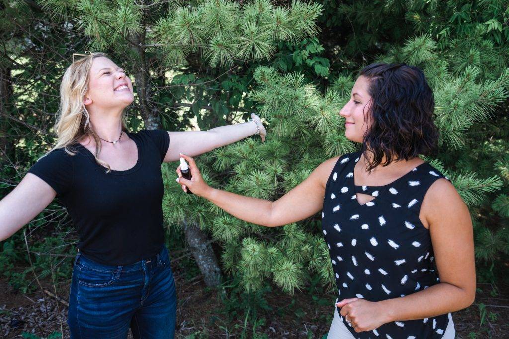 8 DIY Intimate Spray Recipes Image