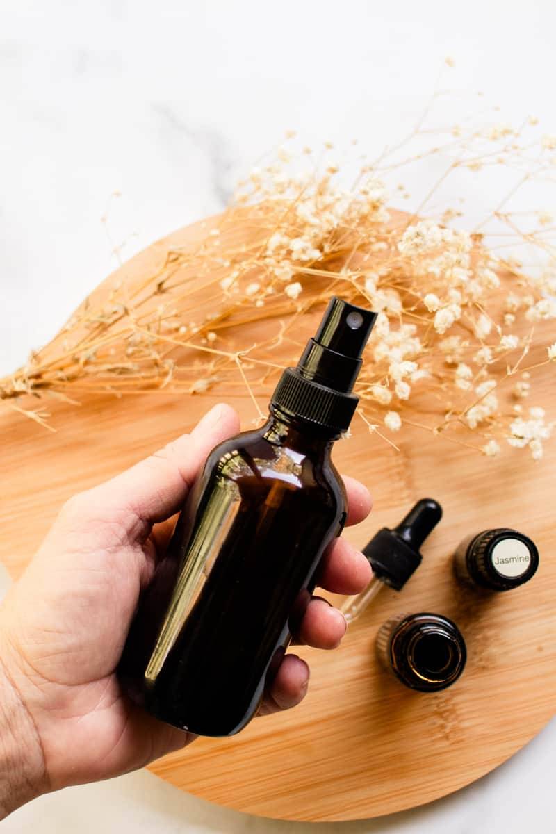 9 DIY Hair Perfume Spray Recipes Image