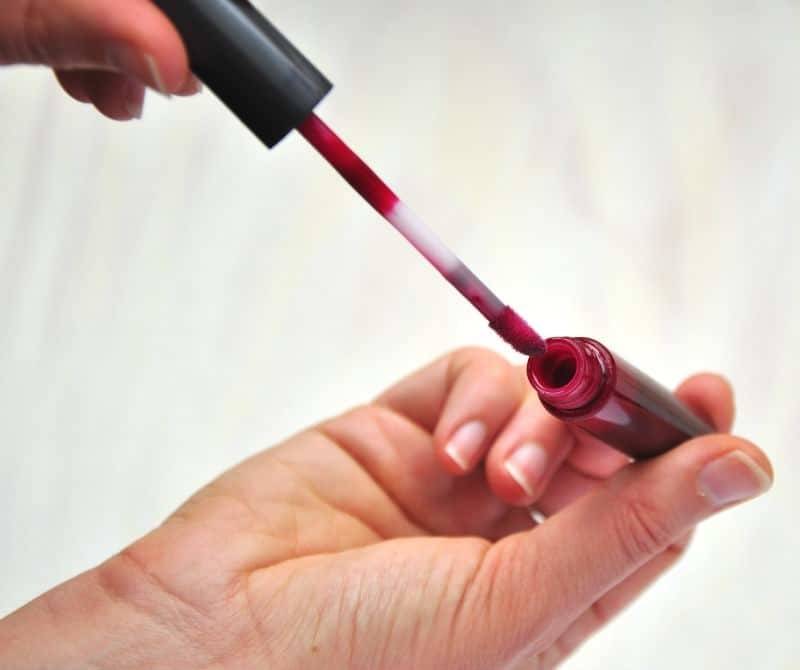 29 How to Make Lip Gloss with Essential Oils Recipes Image