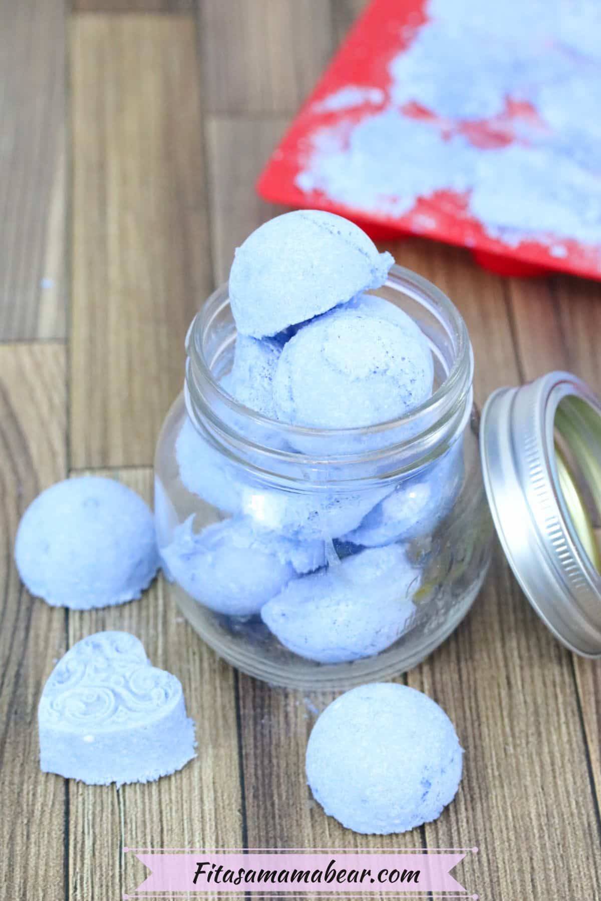 32 Menthol Shower Steamers DIY Recipes Image