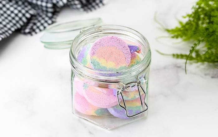 32 Menthol Shower Steamers DIY Recipes Image