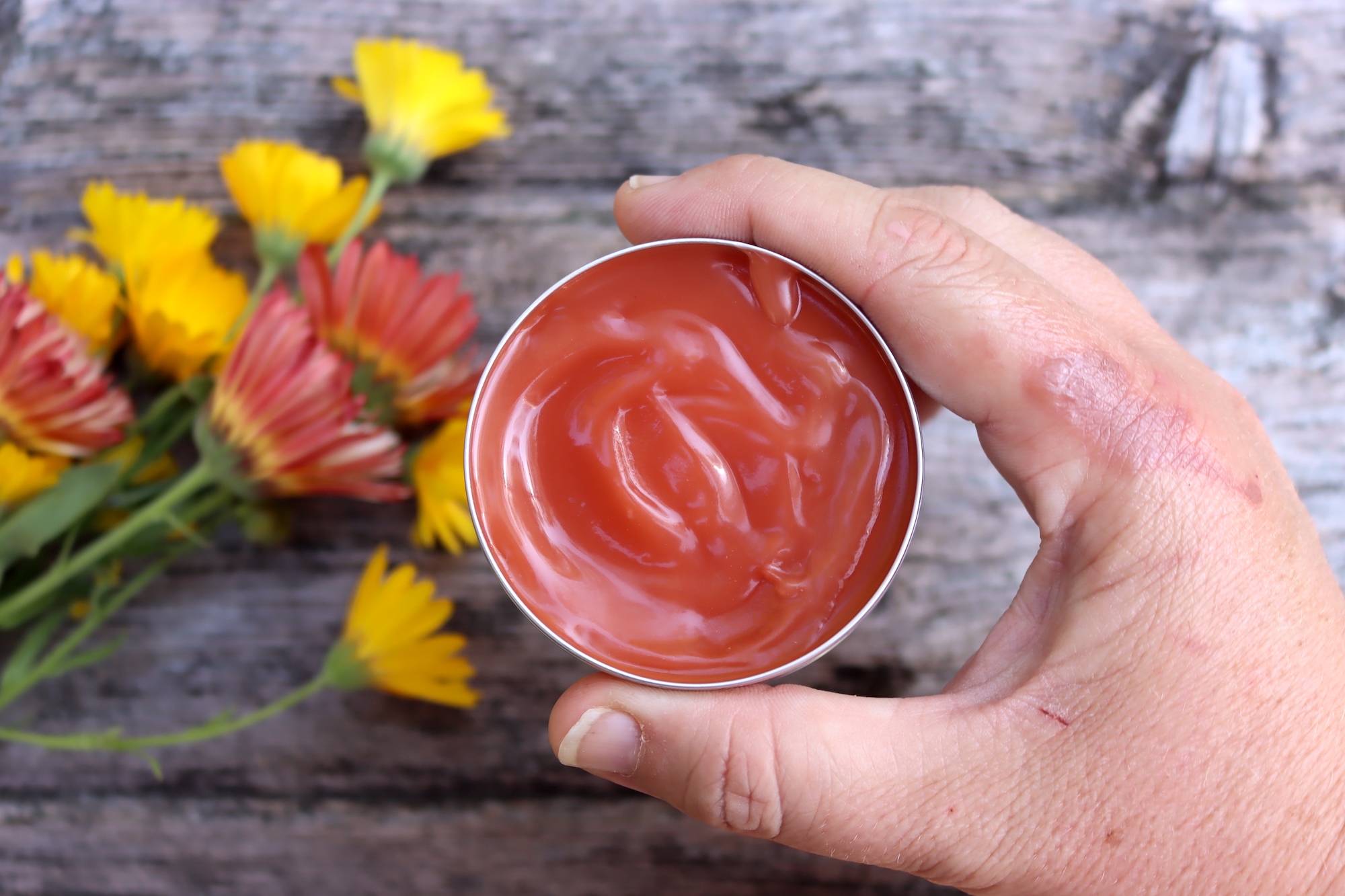 24 Comfrey Salve Recipes Image