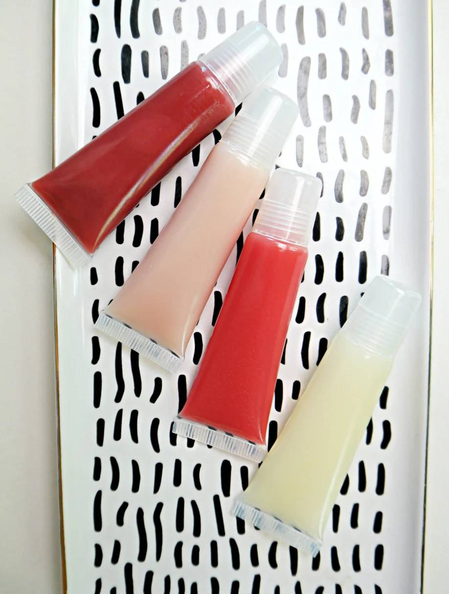 15 DIY Lip Gloss Without Vaseline Recipes Image