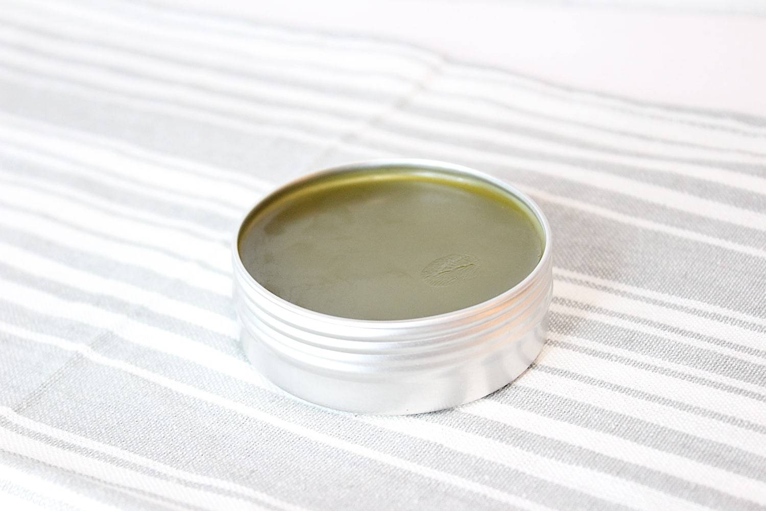 24 Comfrey Salve Recipes Image