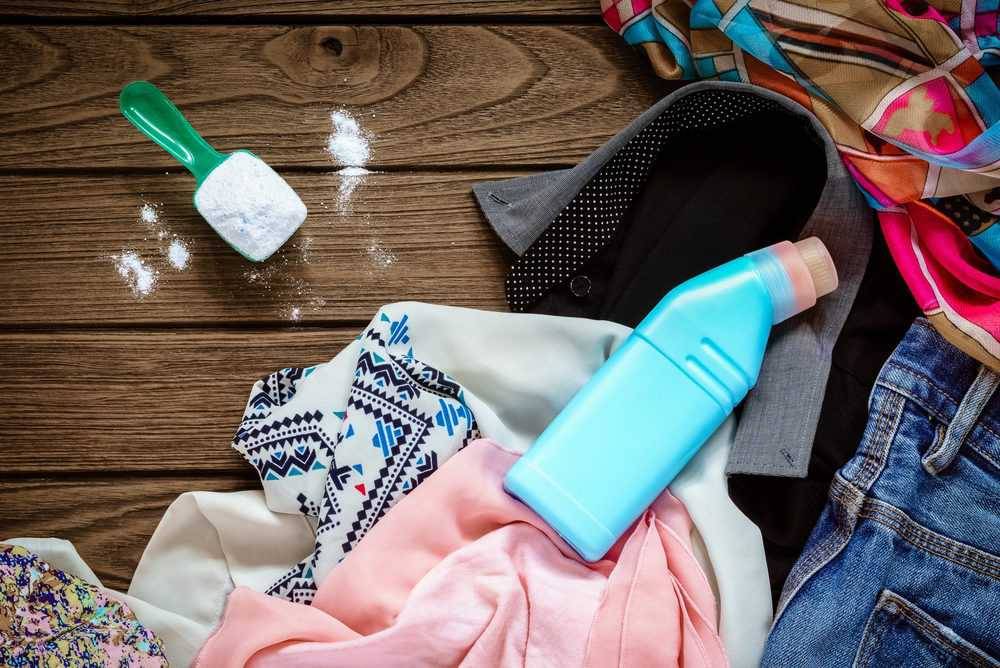 10 Homemade Laundry Sanitizer Recipes Image