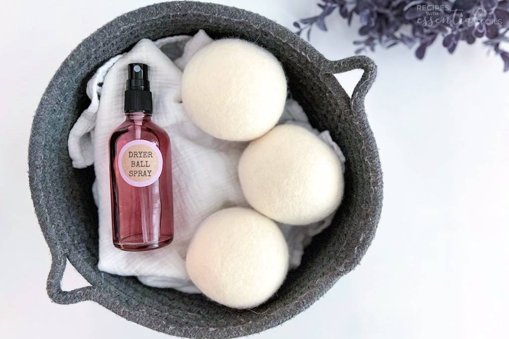14 Essential Oil Wool Dryer Ball Spray Recipes Image